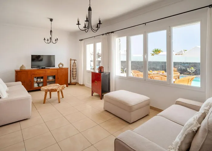 Villa Samaralde By Buenavilla *