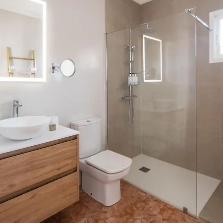 Samaralde By Buenavilla Villa *